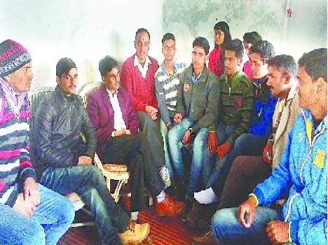 Courses include standard Kumaoni